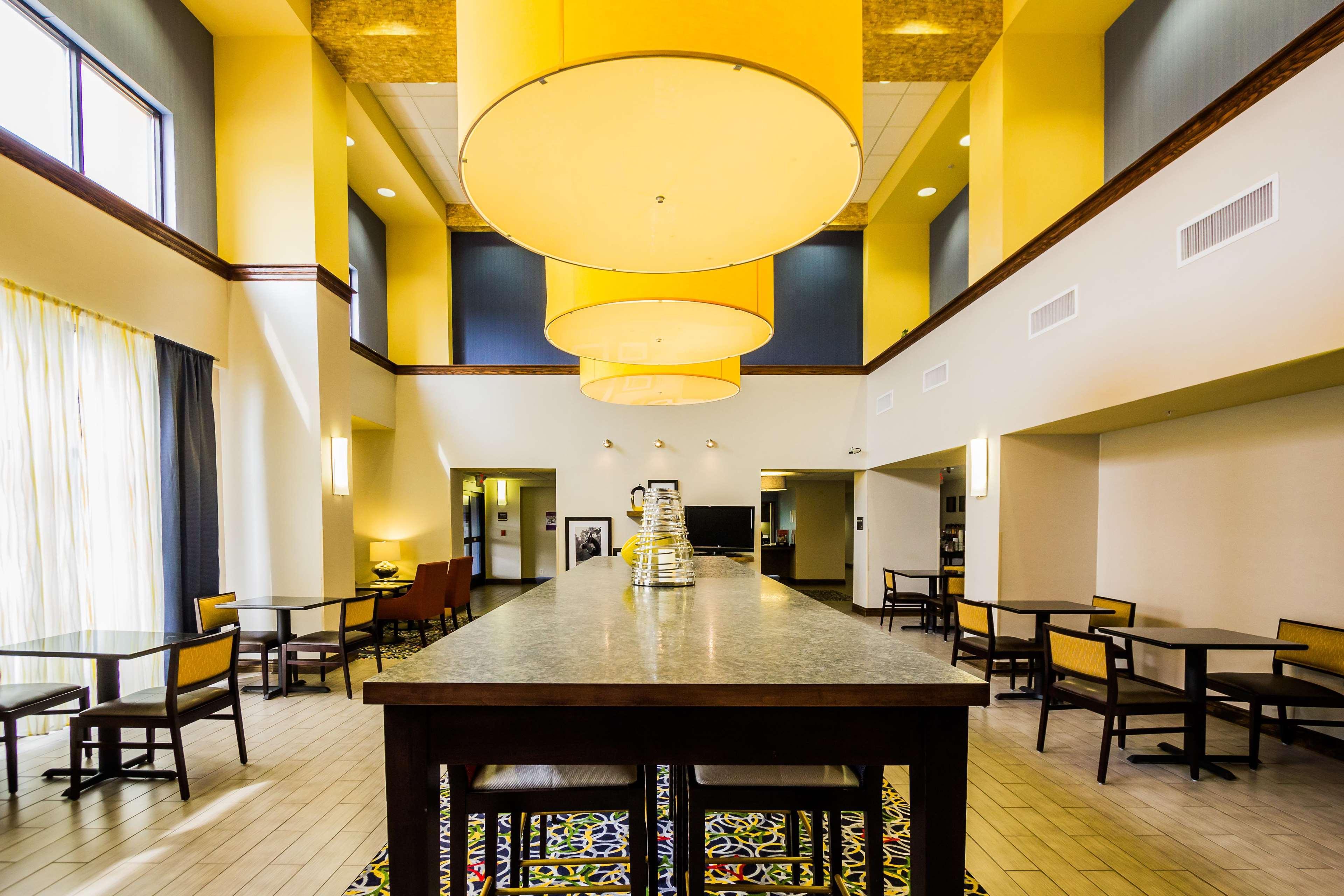 Hampton Inn&Suites Natchez Buitenkant foto